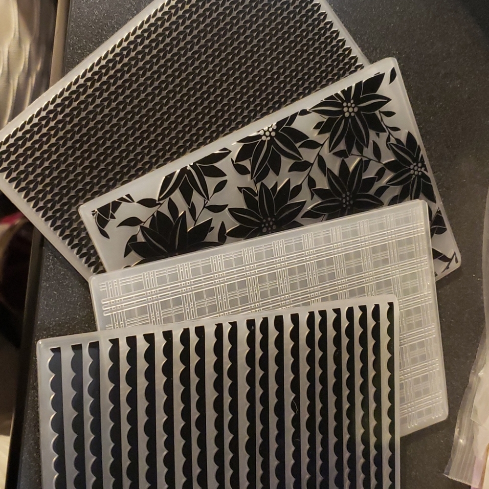 We R memory keepers embossing folders 4 pk